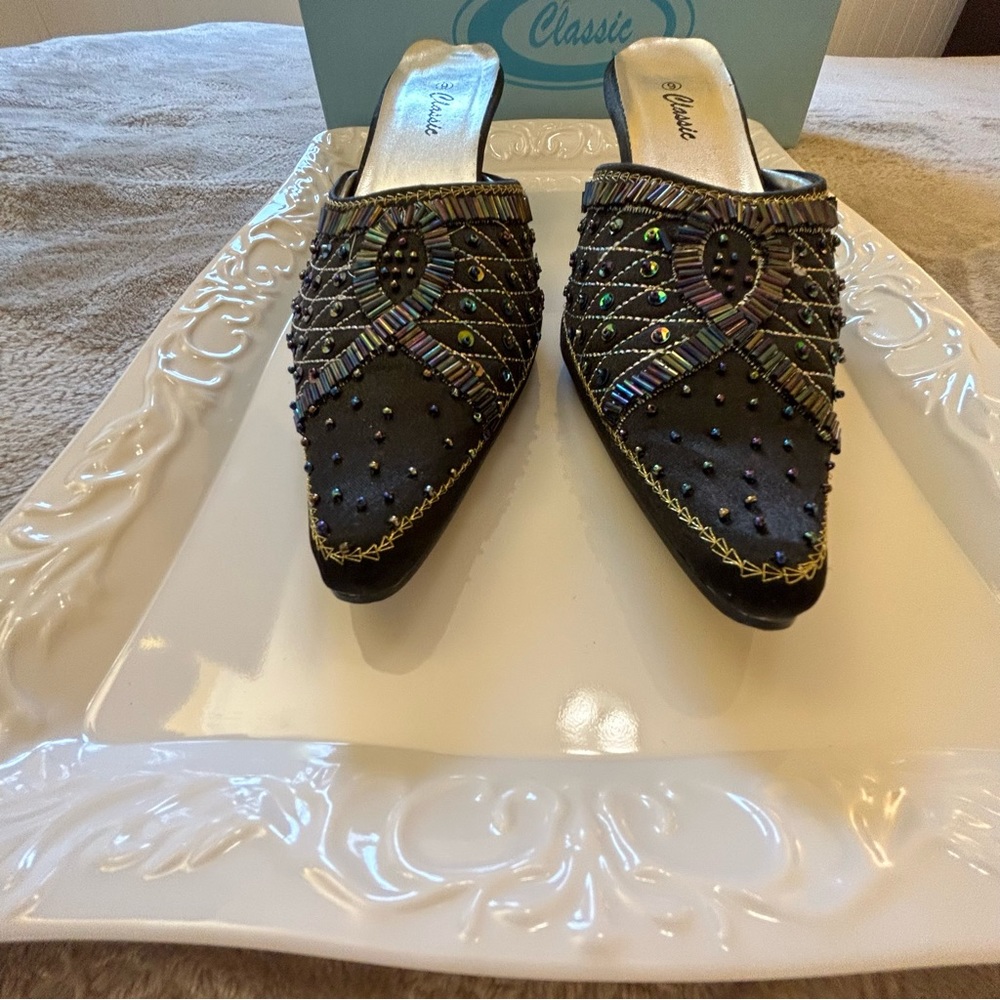 Classic black jewelled high heel shoes Size 9 - Picture 9 of 9